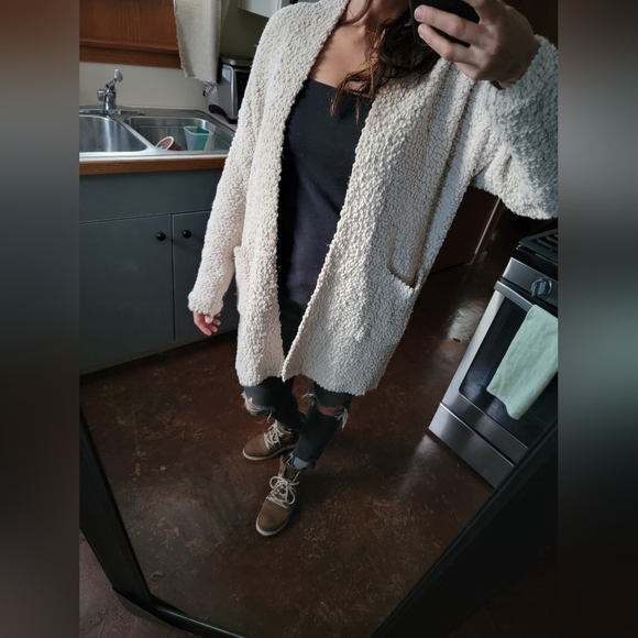 Oversized cardigan sweater - Picture 2 of 16